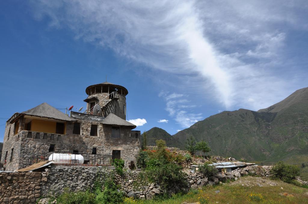 Hotel Kuntur Wassi Кабанаконде Екстериор снимка
