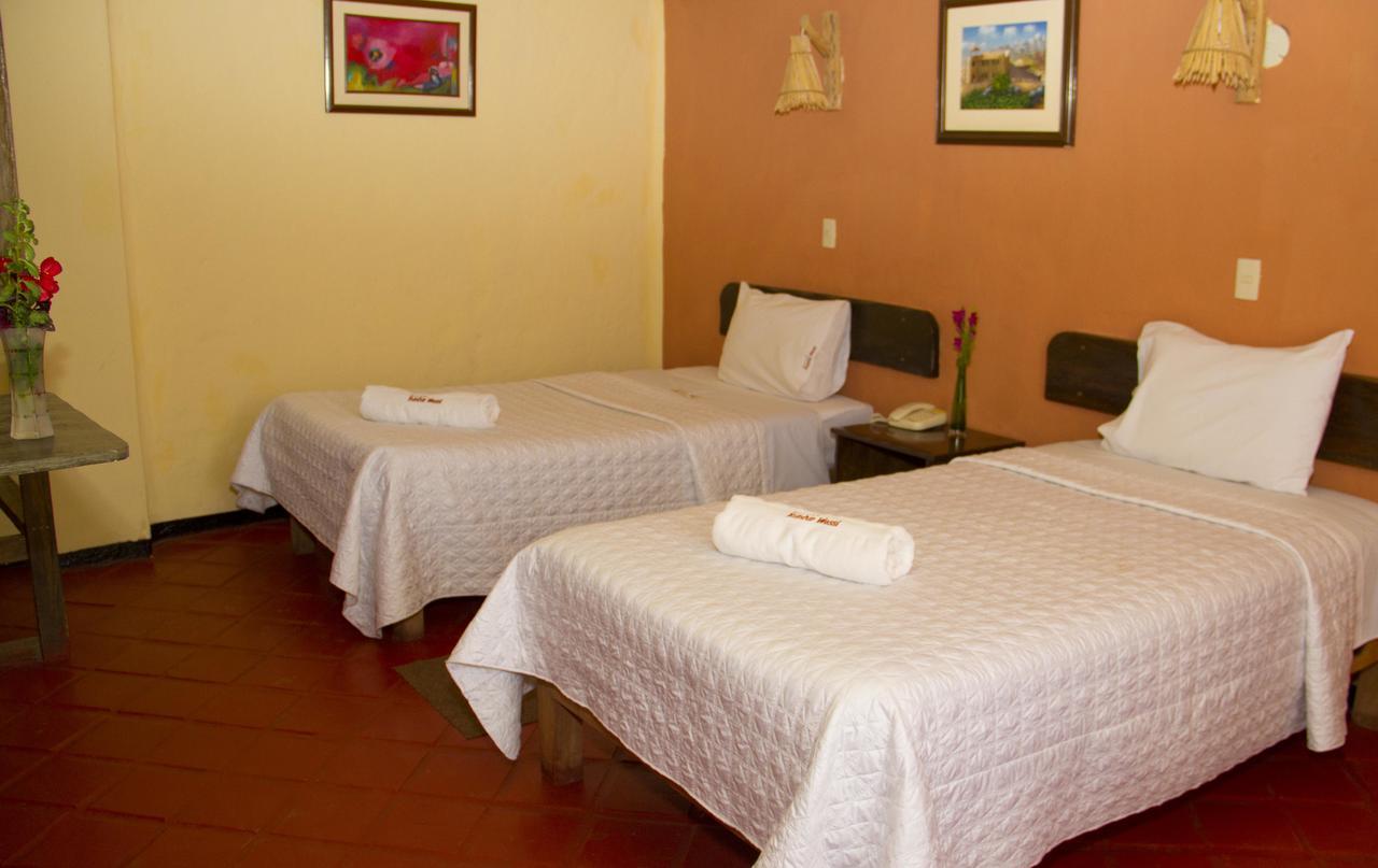 Hotel Kuntur Wassi Кабанаконде Екстериор снимка