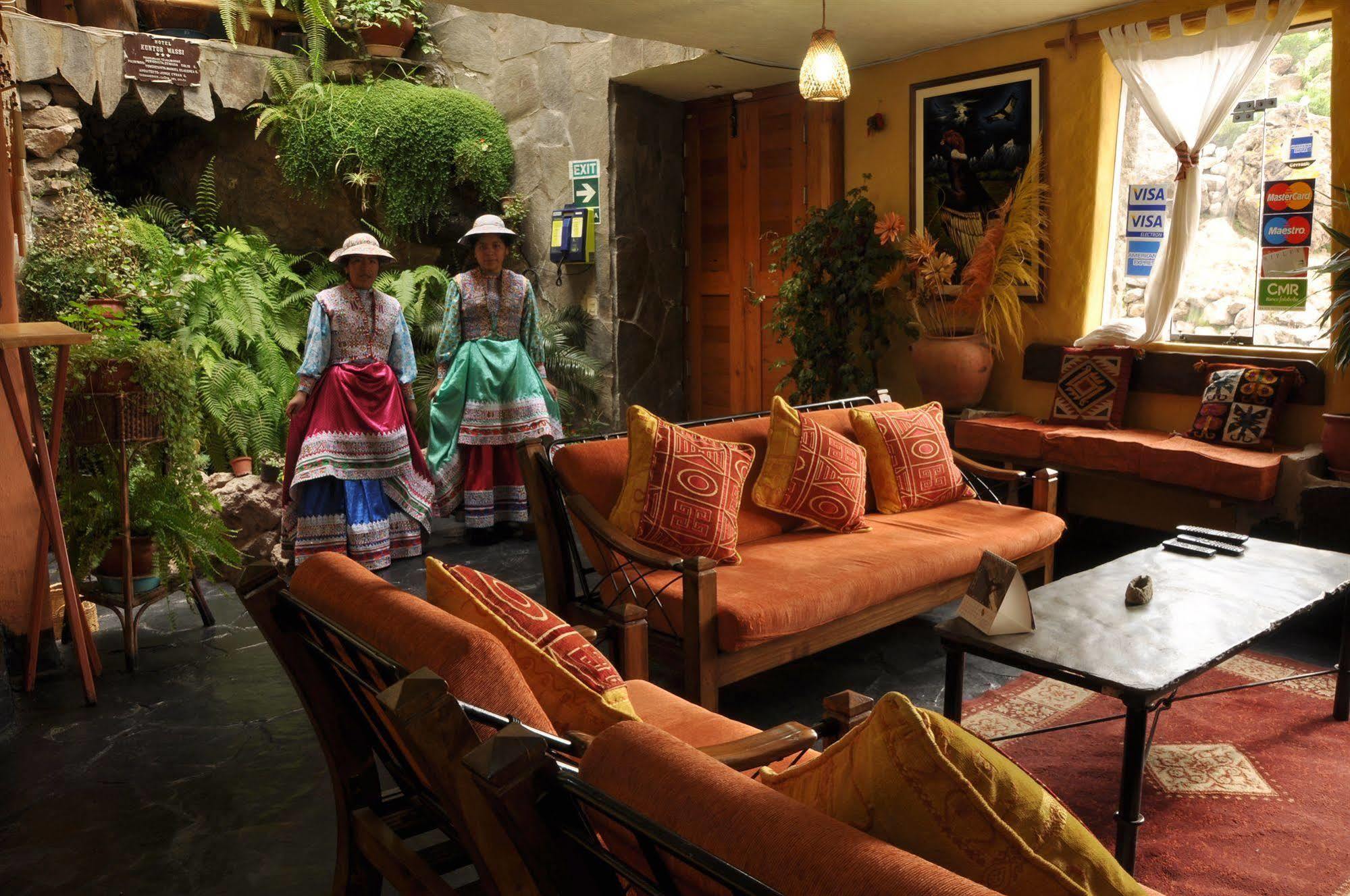 Hotel Kuntur Wassi Кабанаконде Екстериор снимка
